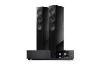 Naim Uniti Nova All-In-One Player with KEF R5 Meta Floorstanding Speakers