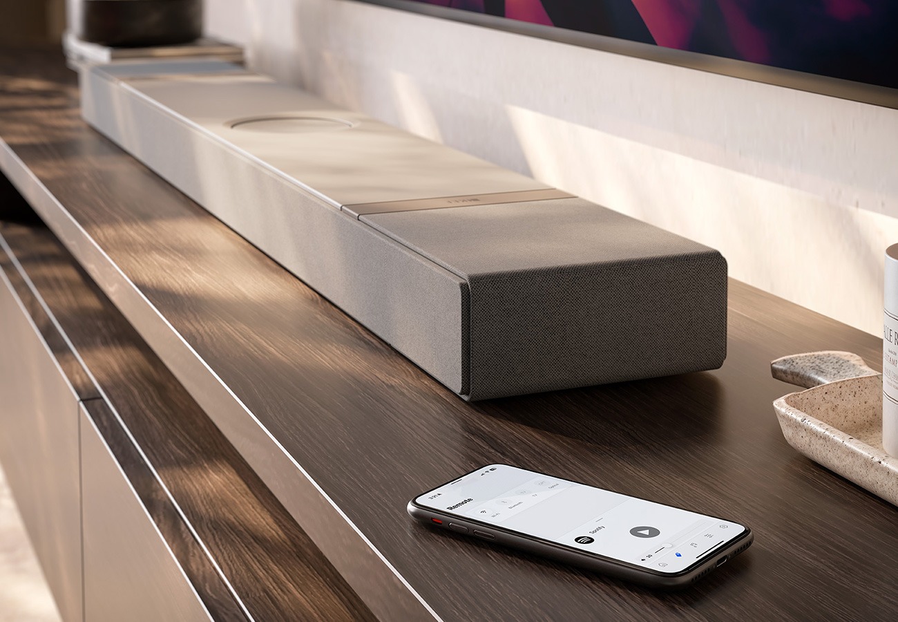 KEF XIO Soundbar KEF XIO Soundbar